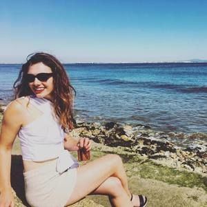 Meet your Posher, Kelly